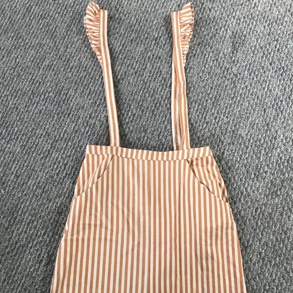 Urban outfitters women’s skirt with straps - Picture 1 of 6